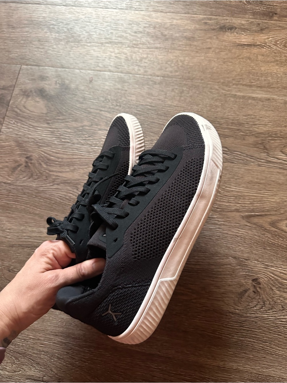 Flux M 9.5 W 11 black and white trainers excellent used condition - Picture 3 of 5